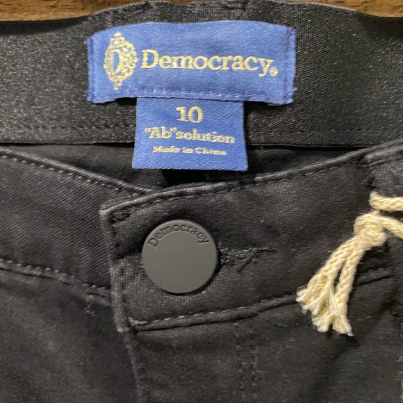 New With Tags Democracy High Rise Mold & Hold Slimming Black Flare Jeans Size 10 - Picture 4 of 6